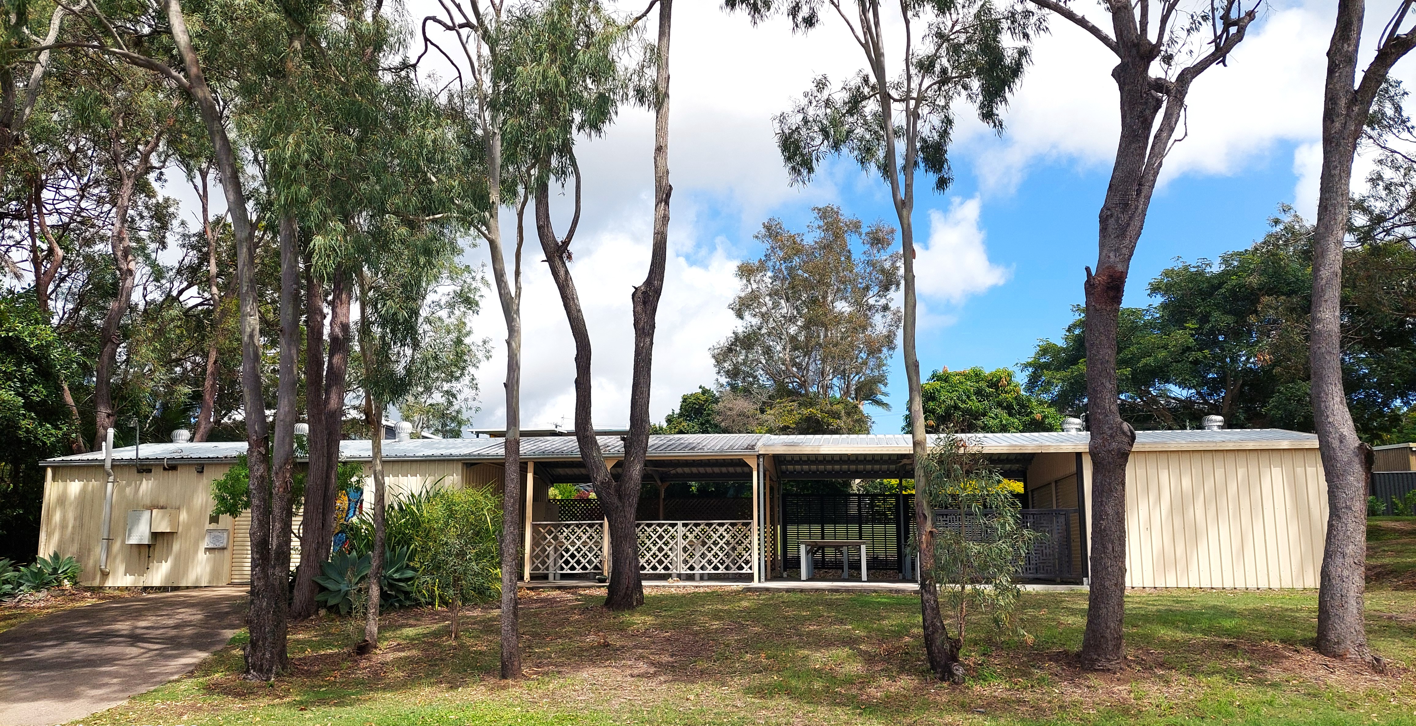 Bay Potters club shed building exterior